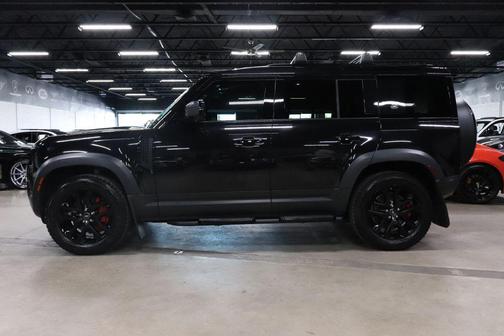 2020 Land Rover Defender 110 SE