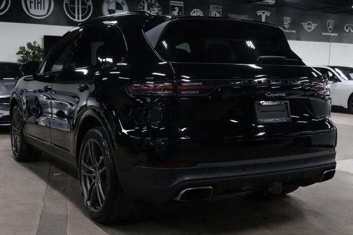 2022 Porsche Cayenne Cayenne