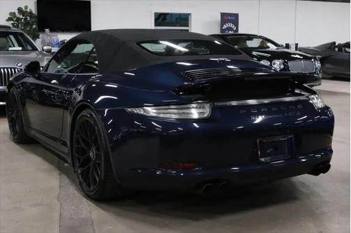 2016 Porsche 911 Carrera 4 GTS
