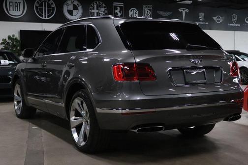 2017 Bentley Bentayga 