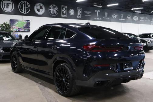2022 BMW X6 xDrive40i