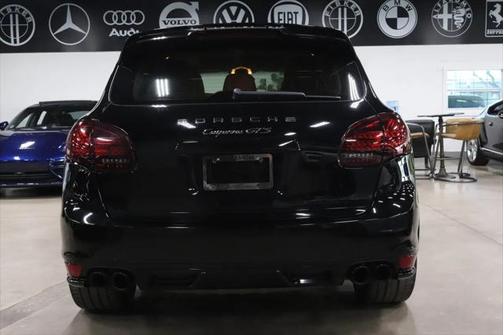 2013 Porsche Cayenne GTS