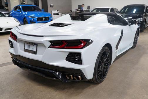 Ceramic White 2024 Chevrolet Corvette Stingray w/1LT