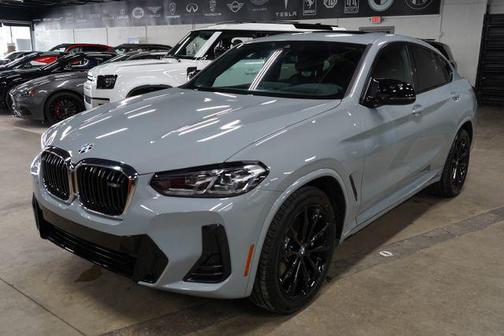 Brooklyn Grey Metallic 2024 BMW X4 M40i