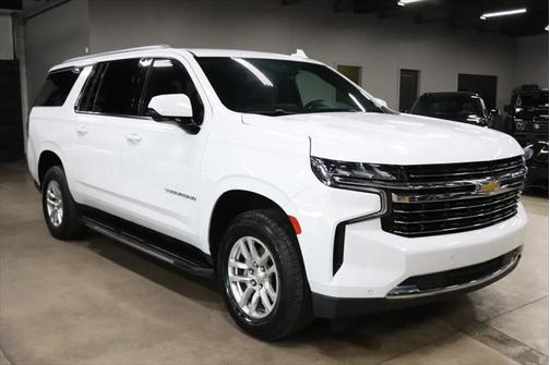 2023 Chevrolet Suburban LT