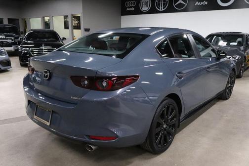 2022 Mazda Mazda3 FWD w/Preferred Package
