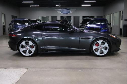 2017 Jaguar F-TYPE R