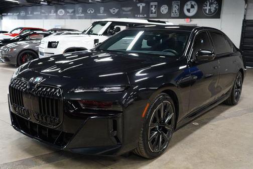 Black Sapphire Metallic 2025 BMW 760 xDrive