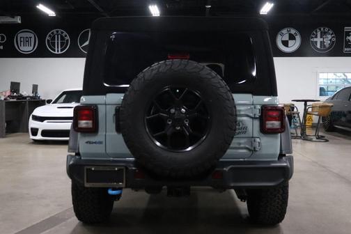 Earl Clearcoat 2024 Jeep Wrangler 4xe Willys