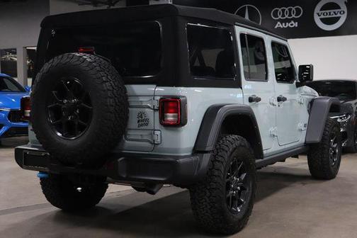 Earl Clearcoat 2024 Jeep Wrangler 4xe Willys