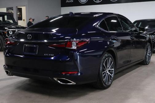 2025 Lexus ES 350 Base