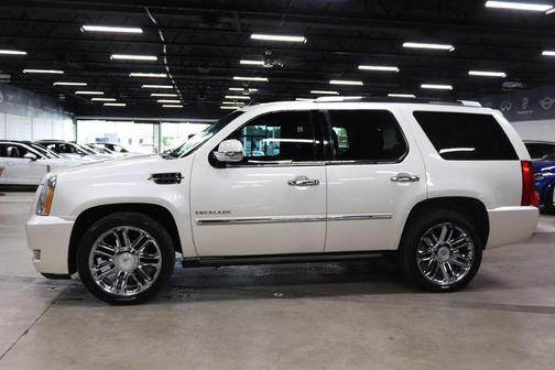 2011 Cadillac Escalade Platinum Edition