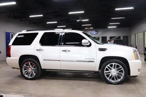 2011 Cadillac Escalade Platinum Edition