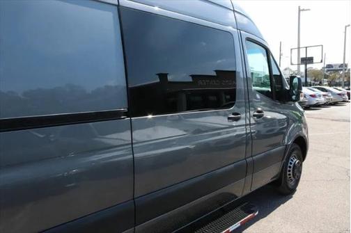 2022 Mercedes-Benz Sprinter 4500 High Roof V6