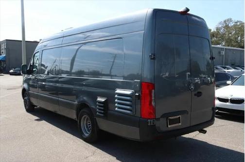 2022 Mercedes-Benz Sprinter 4500 High Roof V6