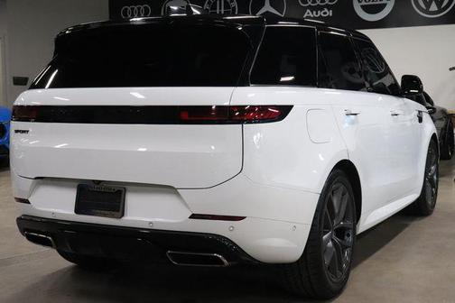 White 2024 Land Rover Range Rover Sport SE