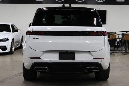 White 2024 Land Rover Range Rover Sport SE