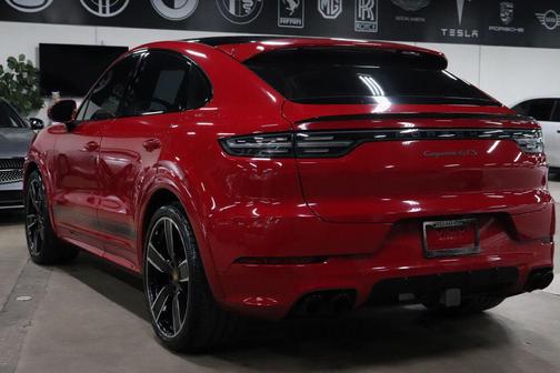 2021 Porsche Cayenne GTS