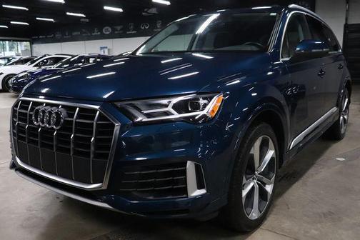 Galaxy Blue Metallic 2020 Audi Q7 55 Premium Plus