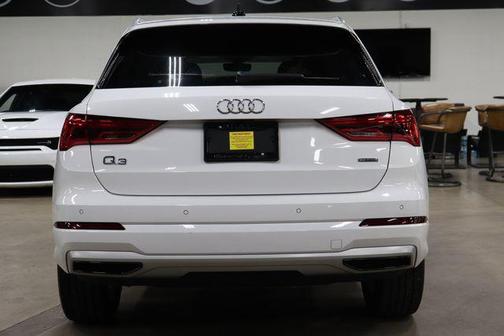 Ibis White 2020 Audi Q3 45 Premium