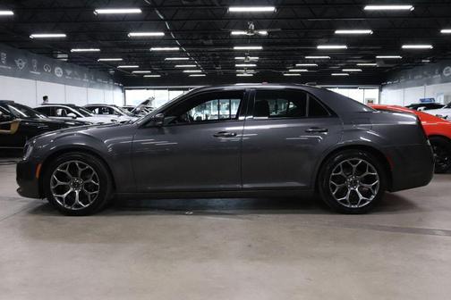 2016 Chrysler 300 S