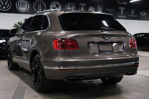2017 Bentley Bentayga 