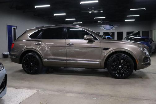 2017 Bentley Bentayga 