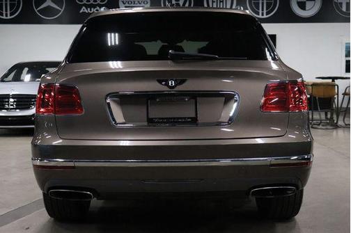 Brown 2017 Bentley Bentayga W12