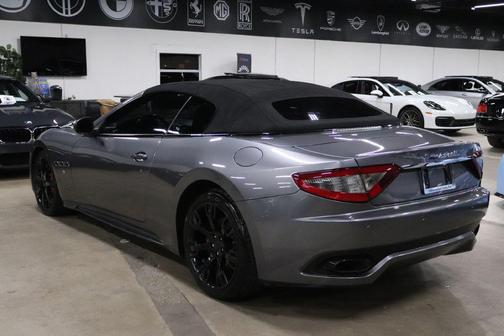 2016 Maserati GranTurismo Base