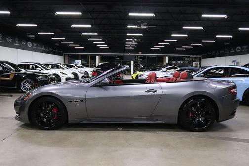 2016 Maserati GranTurismo Base