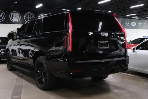 2021 Cadillac Escalade ESV Sport Platinum