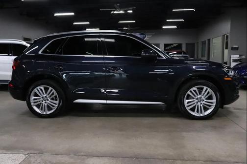 2020 Audi Q5 45 Premium Plus