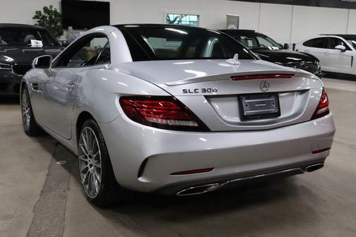 2017 Mercedes-Benz SLC 300 300