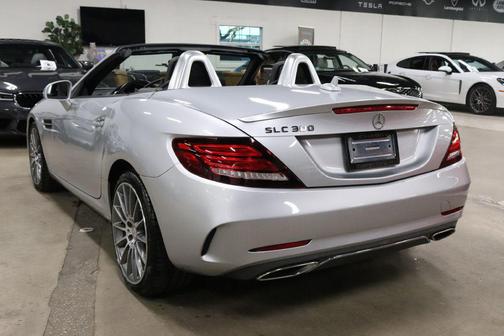 2017 Mercedes-Benz SLC 300 300