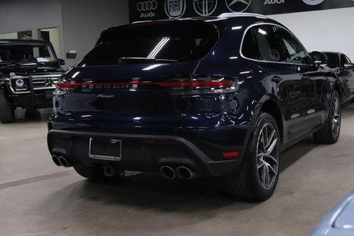 2023 Porsche Macan T