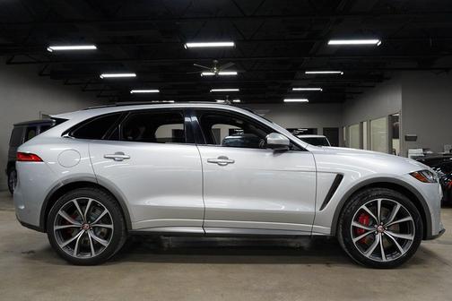 Indus Silver Metallic 2019 Jaguar F-PACE SVR