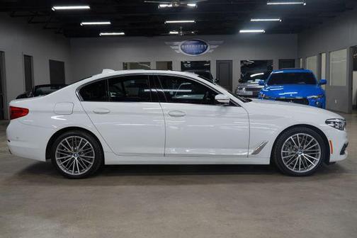 Alpine White 2020 BMW 540 540i