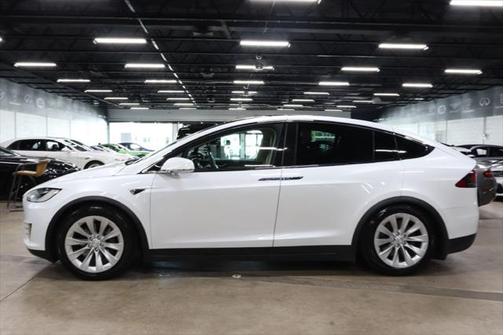 2017 Tesla Model X 75D