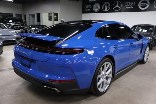 2024 Porsche Panamera 