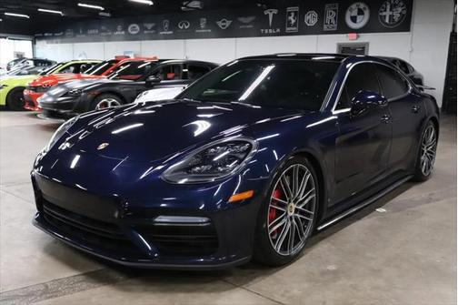 2017 Porsche Panamera Turbo