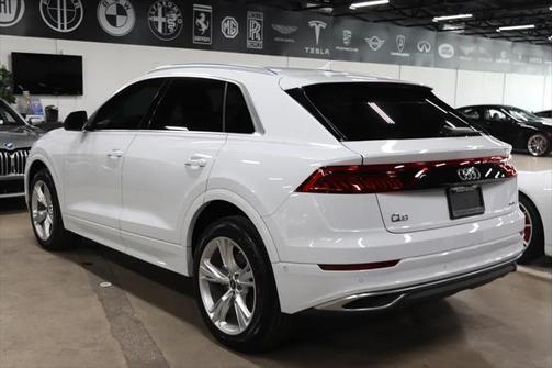 2023 Audi Q8 55 Premium