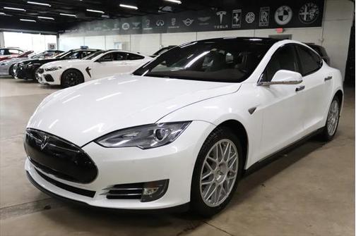 2015 Tesla Model S 85D