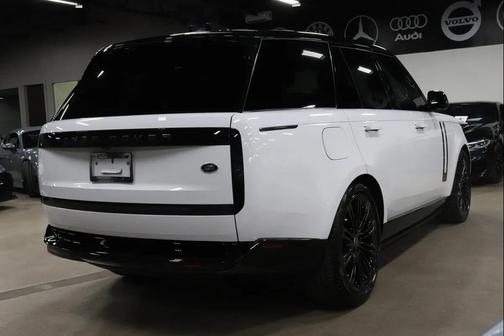 2023 Land Rover Range Rover P400 SE