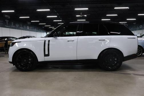 2023 Land Rover Range Rover P400 SE