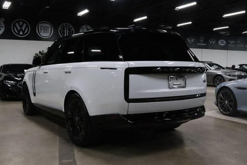 2023 Land Rover Range Rover P400 SE
