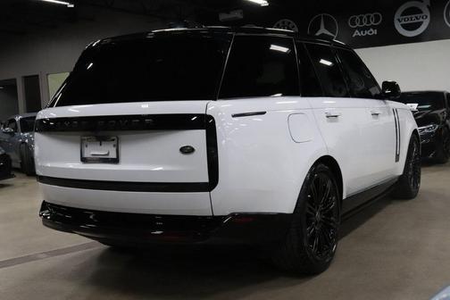 2023 Land Rover Range Rover P400 SE