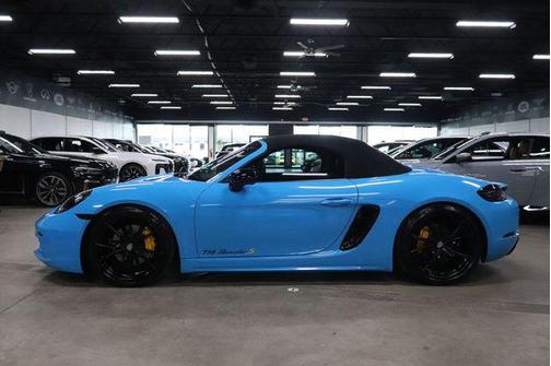Chalk 2019 Porsche 718 Boxster BASE