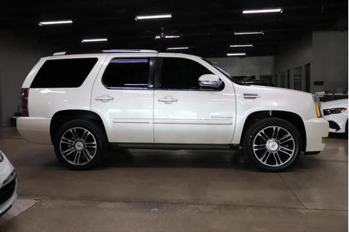 2012 Cadillac Escalade Premium