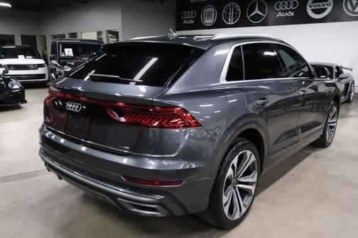 2021 Audi Q8 55 Premium Plus