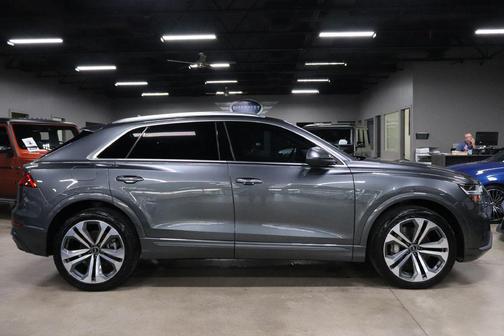 2021 Audi Q8 55 Premium Plus